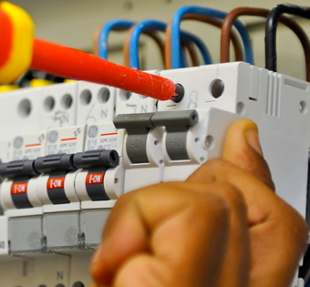 Прогрузка автоматических выключателей